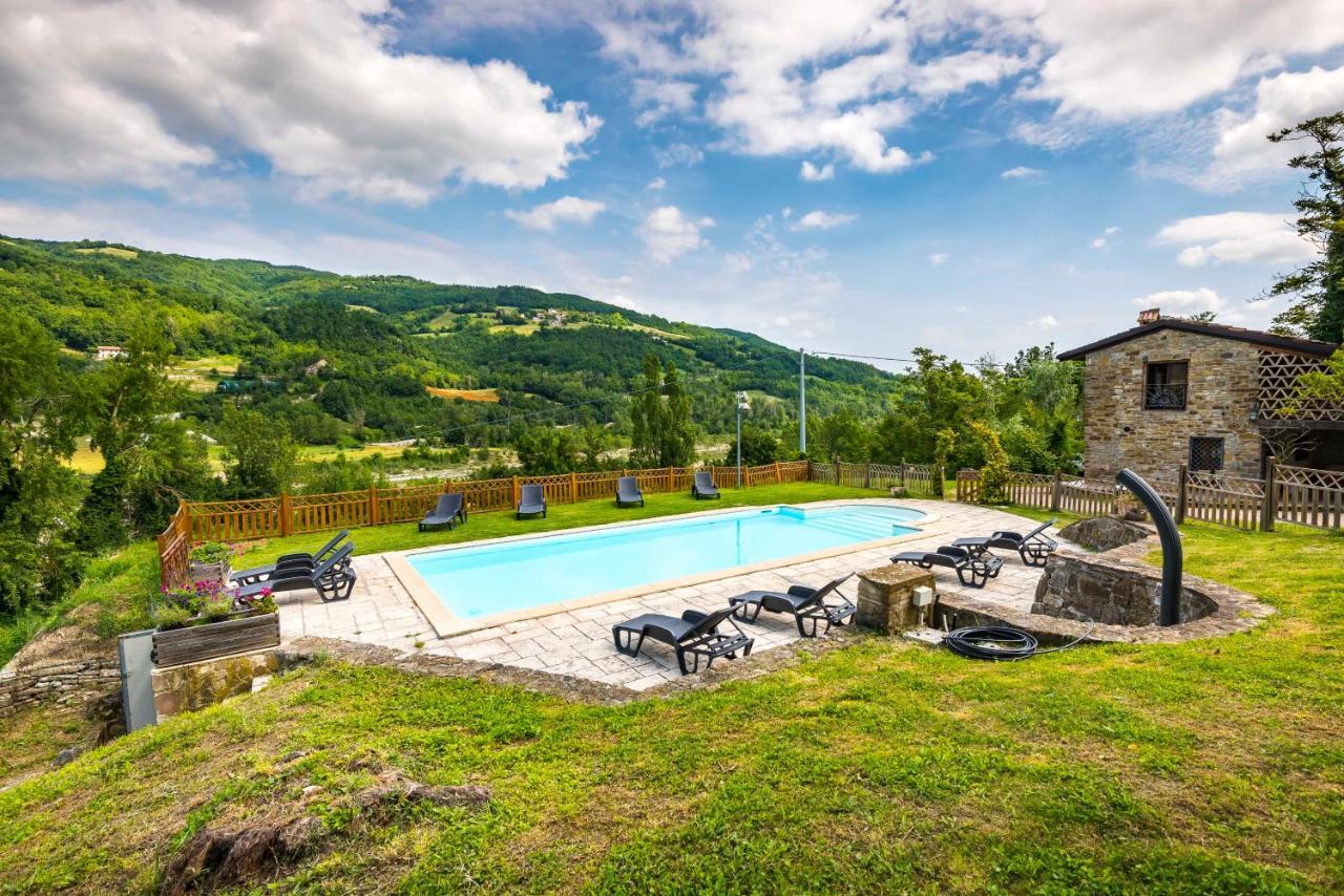 Agriturismo Il Salice Tizzano Val Parma Екстер'єр фото