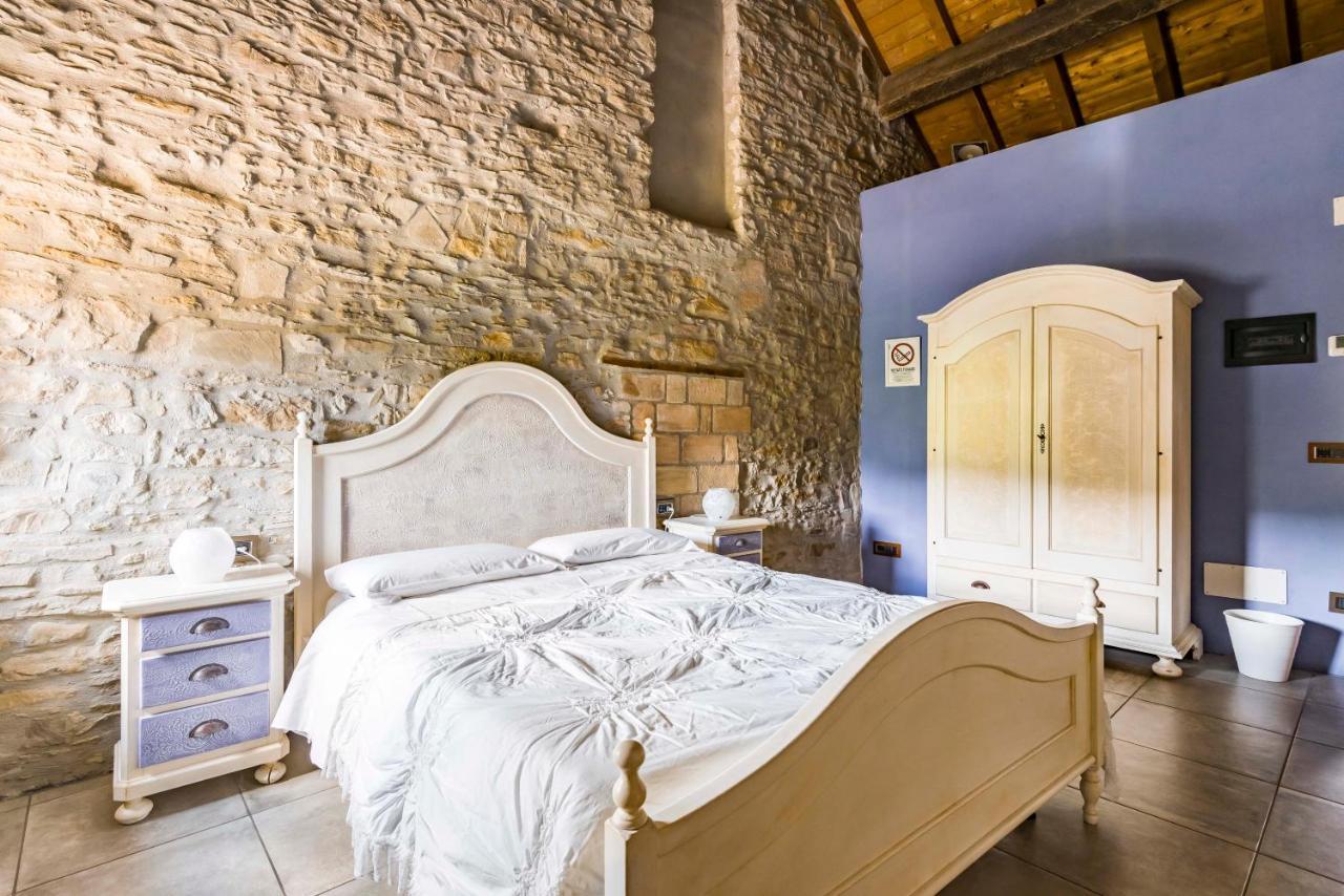 Agriturismo Il Salice Tizzano Val Parma Екстер'єр фото