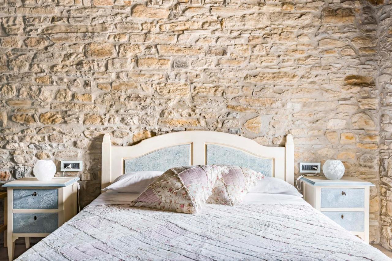 Agriturismo Il Salice Tizzano Val Parma Екстер'єр фото
