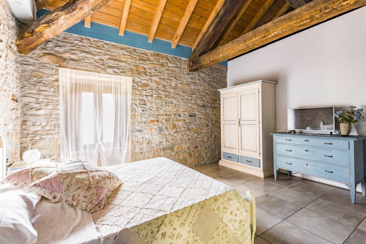 Agriturismo Il Salice Tizzano Val Parma Екстер'єр фото