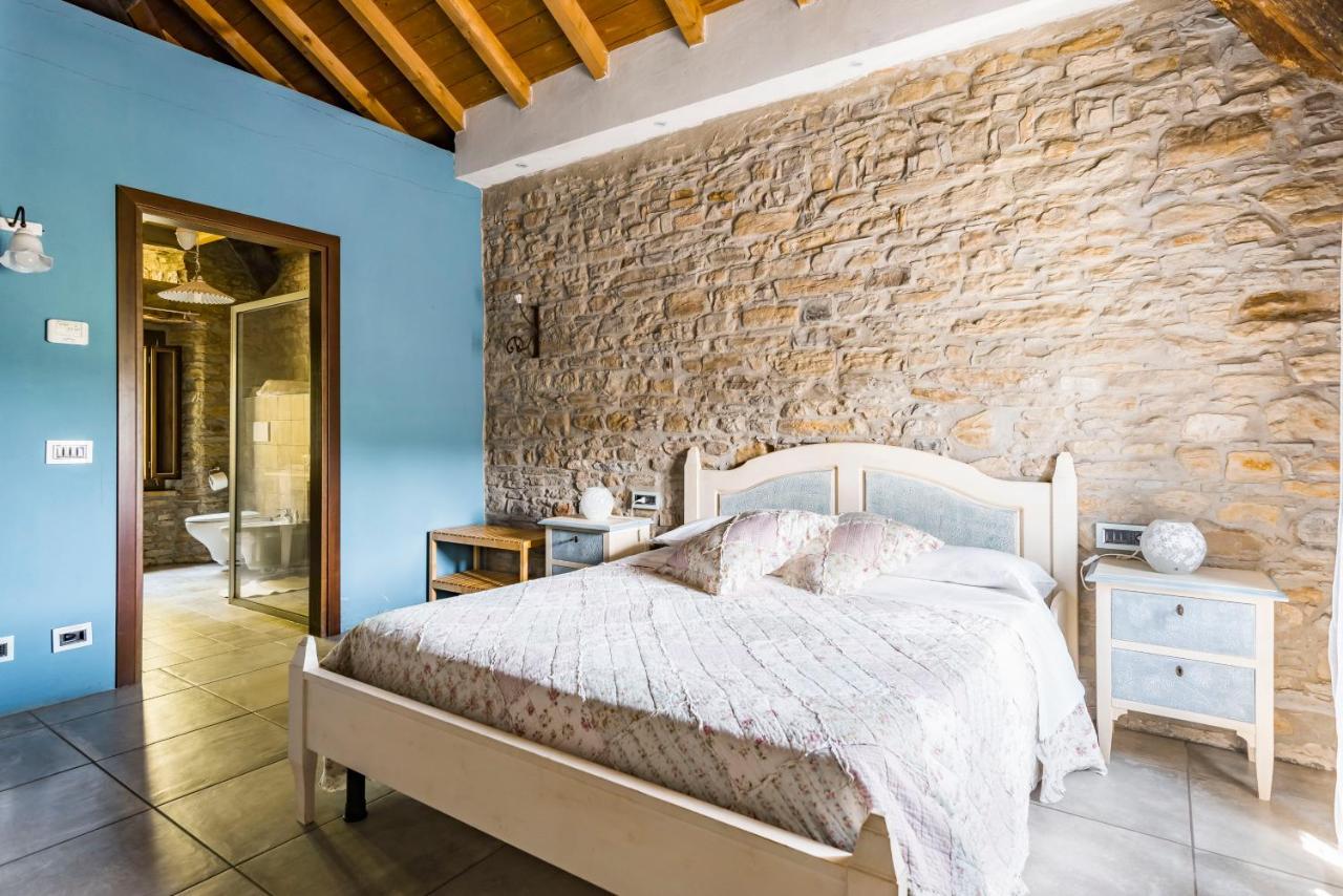 Agriturismo Il Salice Tizzano Val Parma Екстер'єр фото