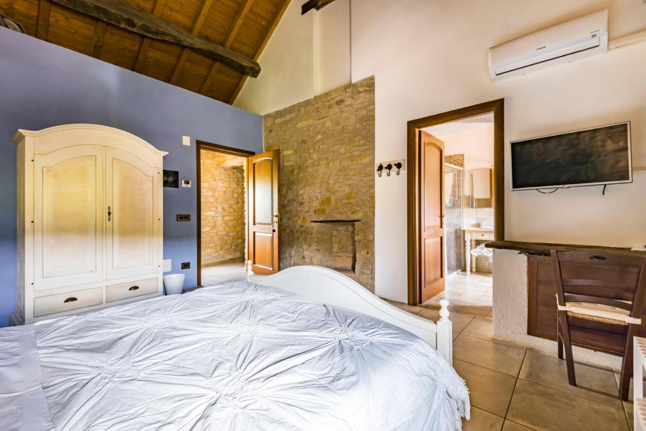 Agriturismo Il Salice Tizzano Val Parma Екстер'єр фото