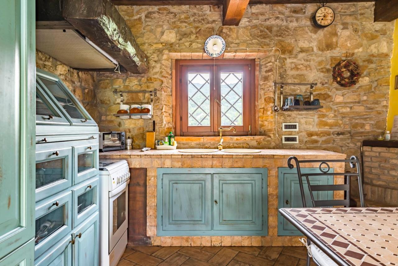Agriturismo Il Salice Tizzano Val Parma Екстер'єр фото