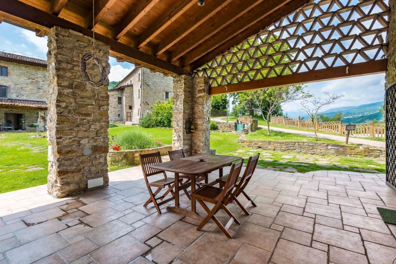 Agriturismo Il Salice Tizzano Val Parma Екстер'єр фото