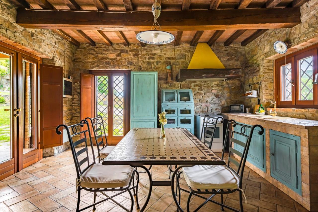 Agriturismo Il Salice Tizzano Val Parma Екстер'єр фото