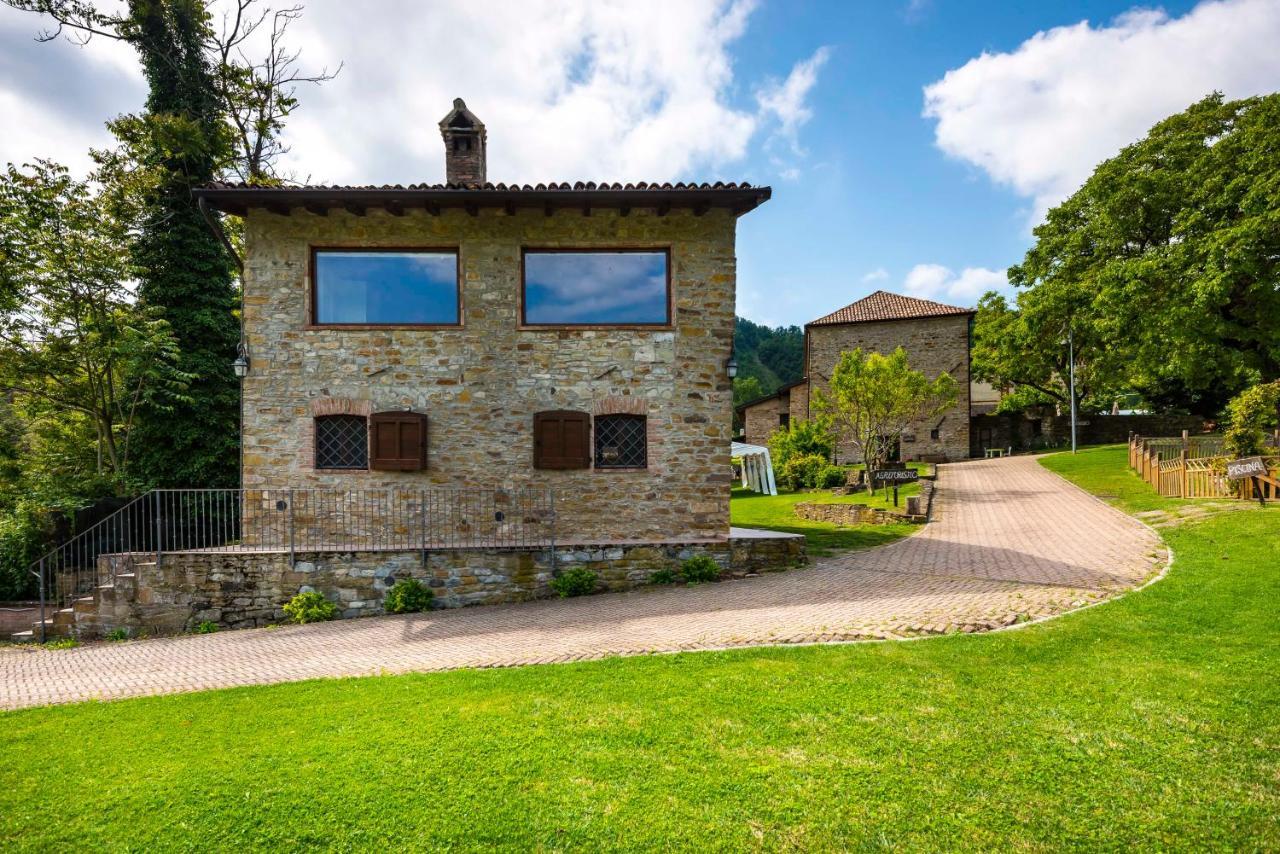 Agriturismo Il Salice Tizzano Val Parma Екстер'єр фото