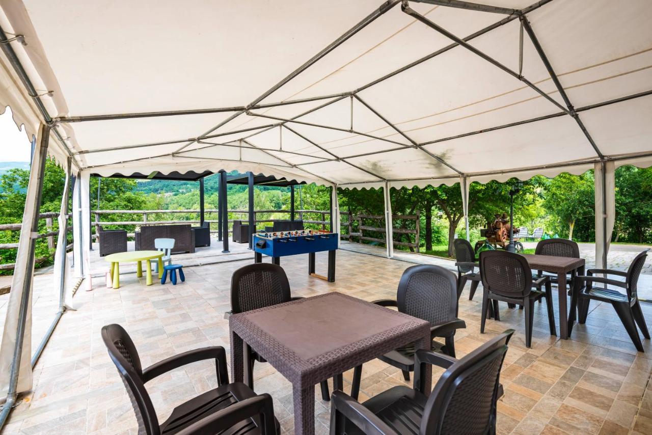 Agriturismo Il Salice Tizzano Val Parma Екстер'єр фото