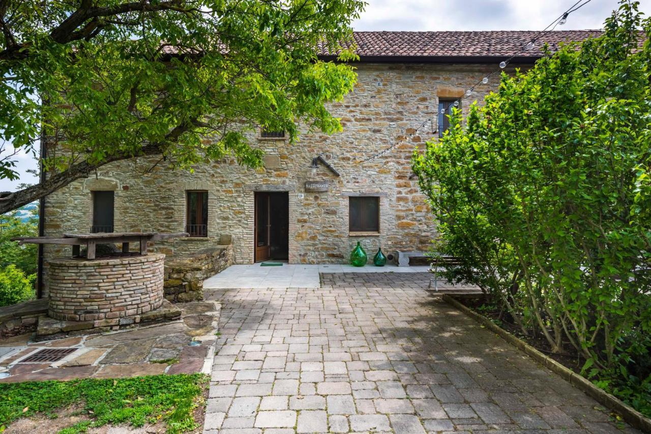 Agriturismo Il Salice Tizzano Val Parma Екстер'єр фото