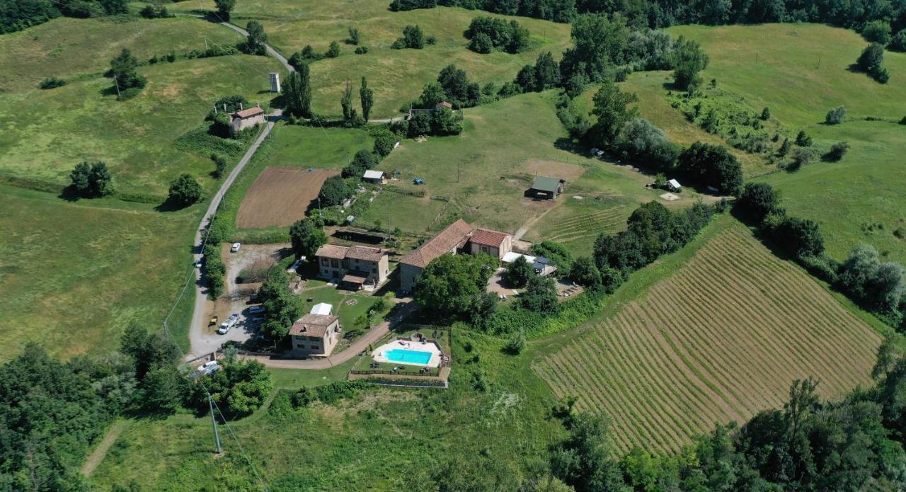 Agriturismo Il Salice Tizzano Val Parma Екстер'єр фото